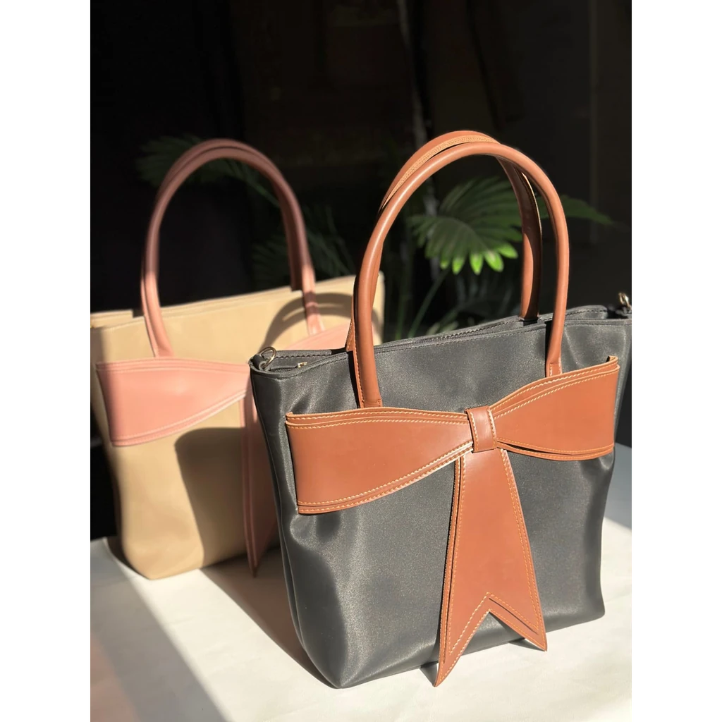 Classic bow tote bags duo - trendy handbags collection